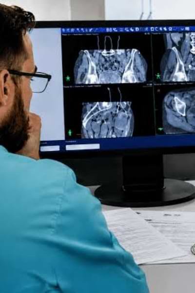 Surgical treatment options for gynaecologic cancer